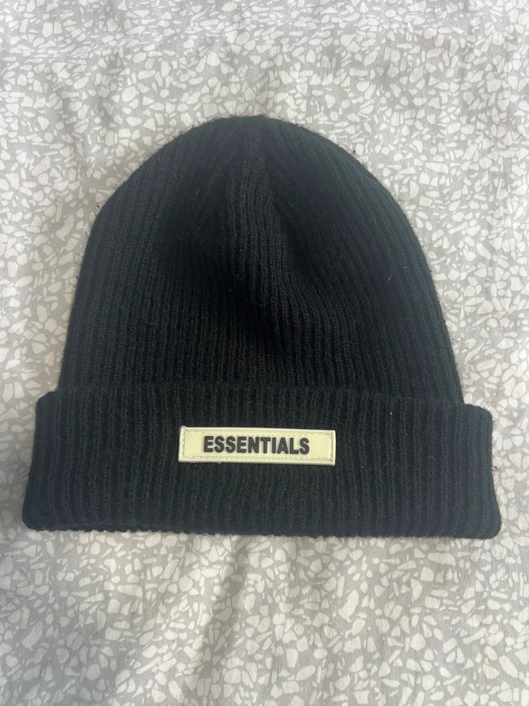 Moncler & Louis Vuitton Beanies image indicator(5)