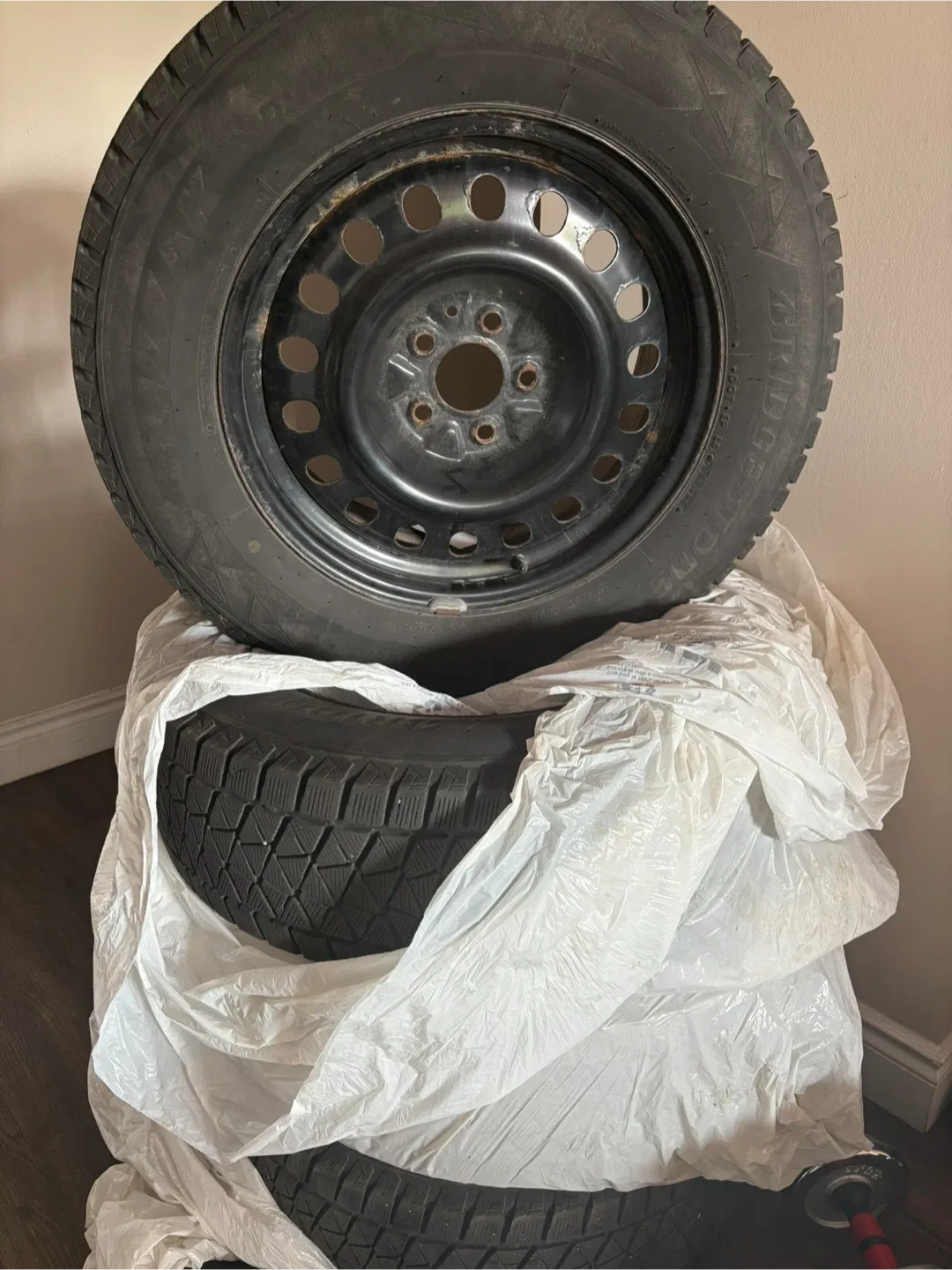 Bridgestone Winter Tires image indicator(3)