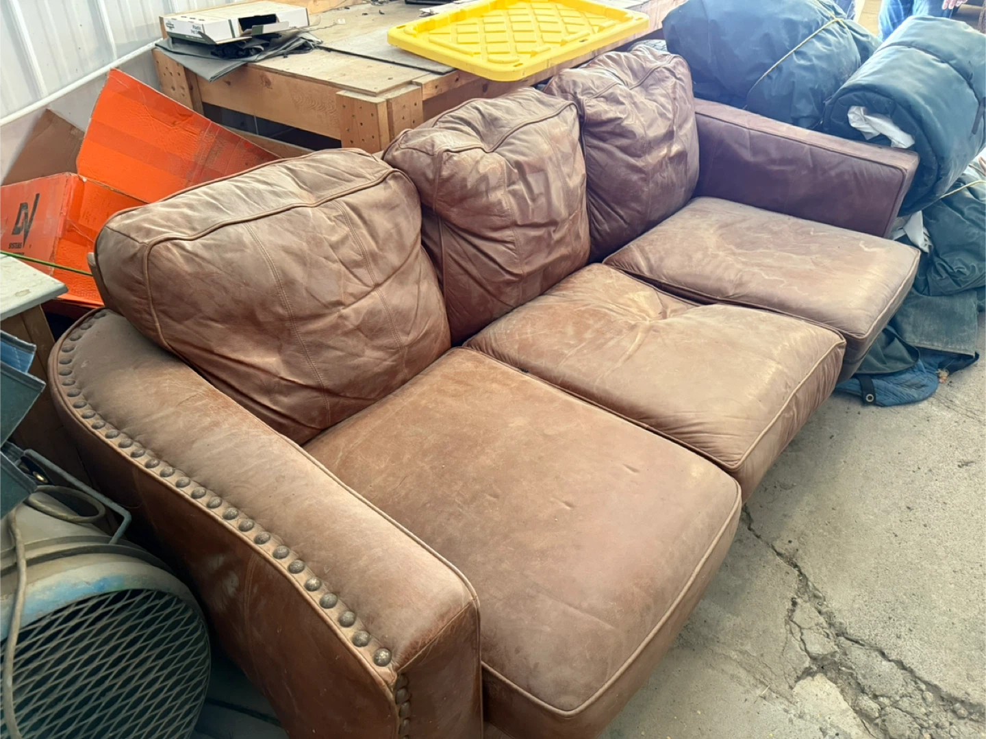 Leather couch - photo 2