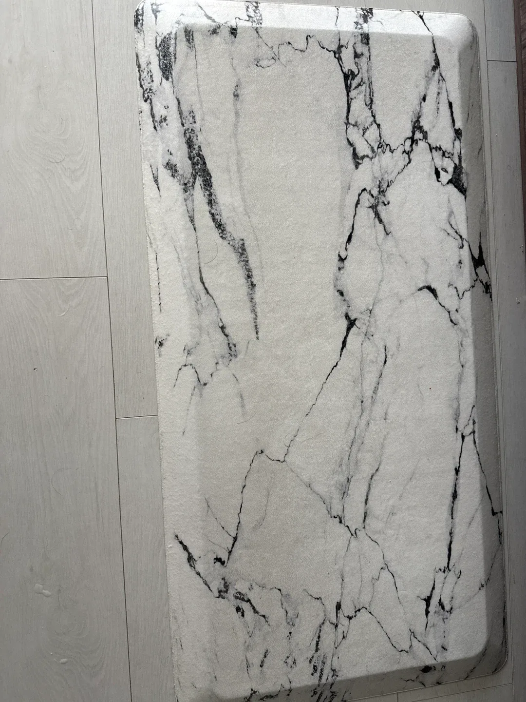 Marble Patterned Kitchen Mat (used ) image indicator(2)