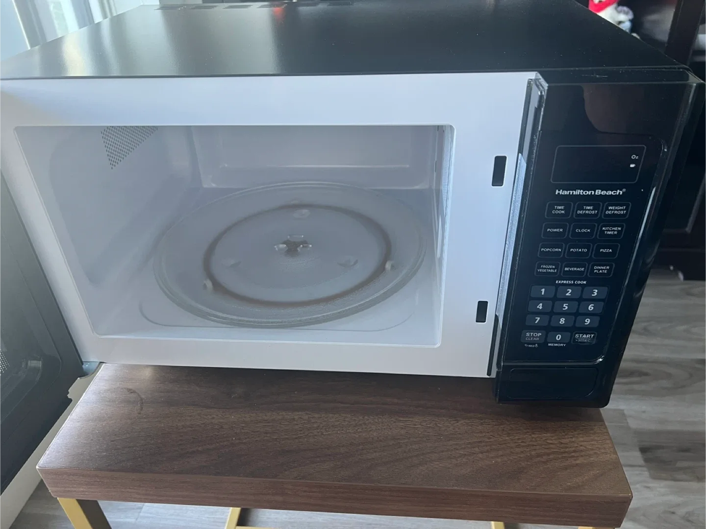 Hamilton Beach Microwave - Black image indicator(2)