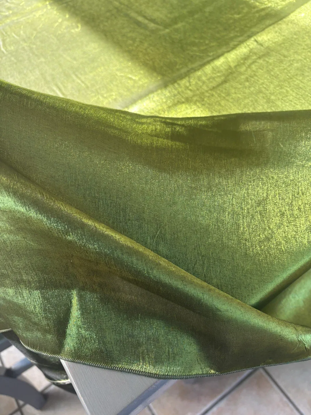 Oliva Green Tablecloth image indicator(5)