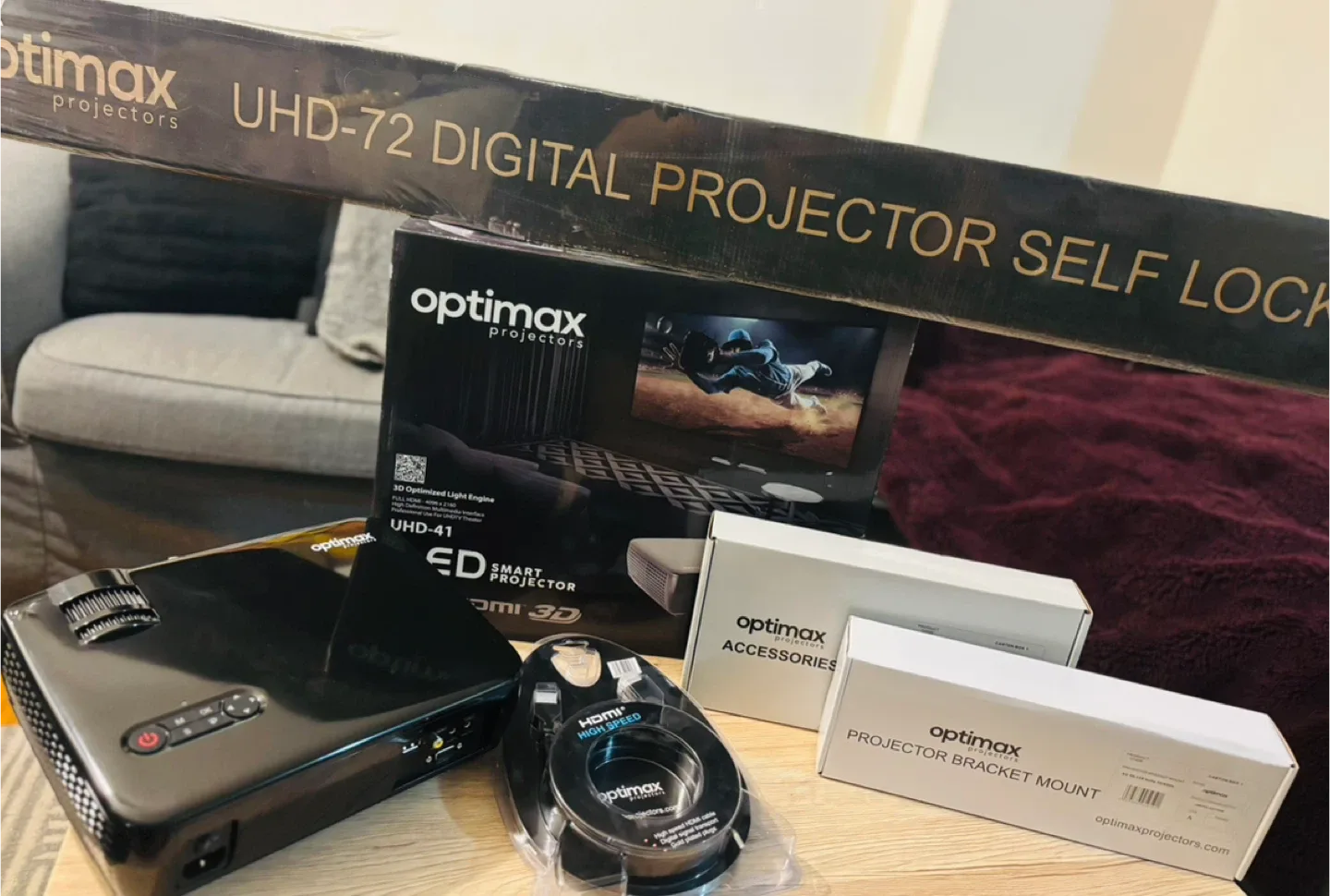 Optimax UHD-41 LED 4K HDMI Smart Projector + Self Lock Screen thumbnail