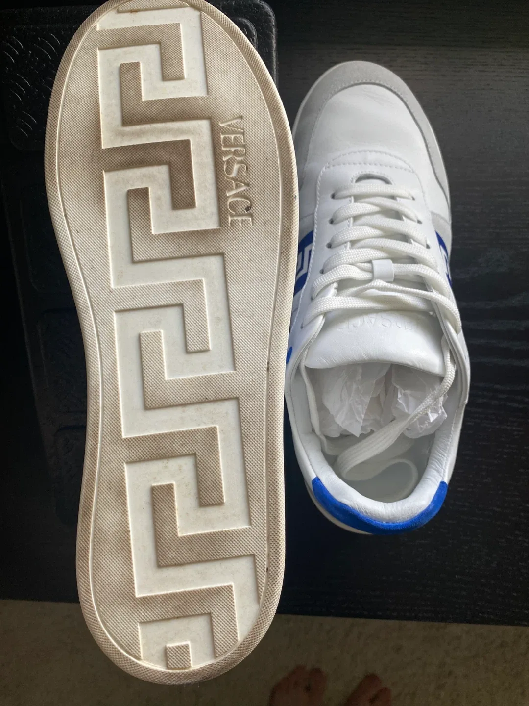 Versace Men's White Sneakers Size 43 image indicator(3)