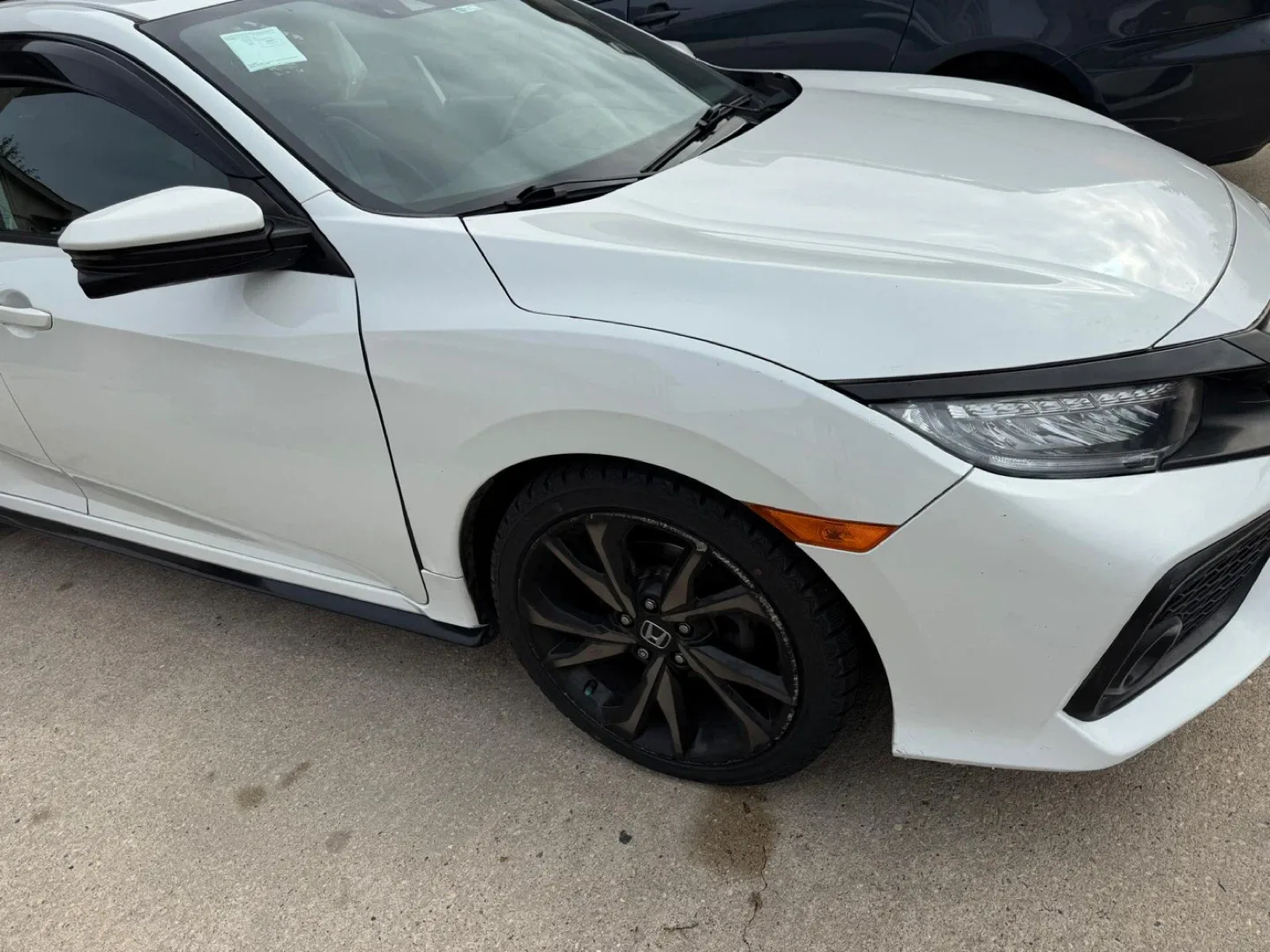 Honda Civic Sport Touring image indicator(2)