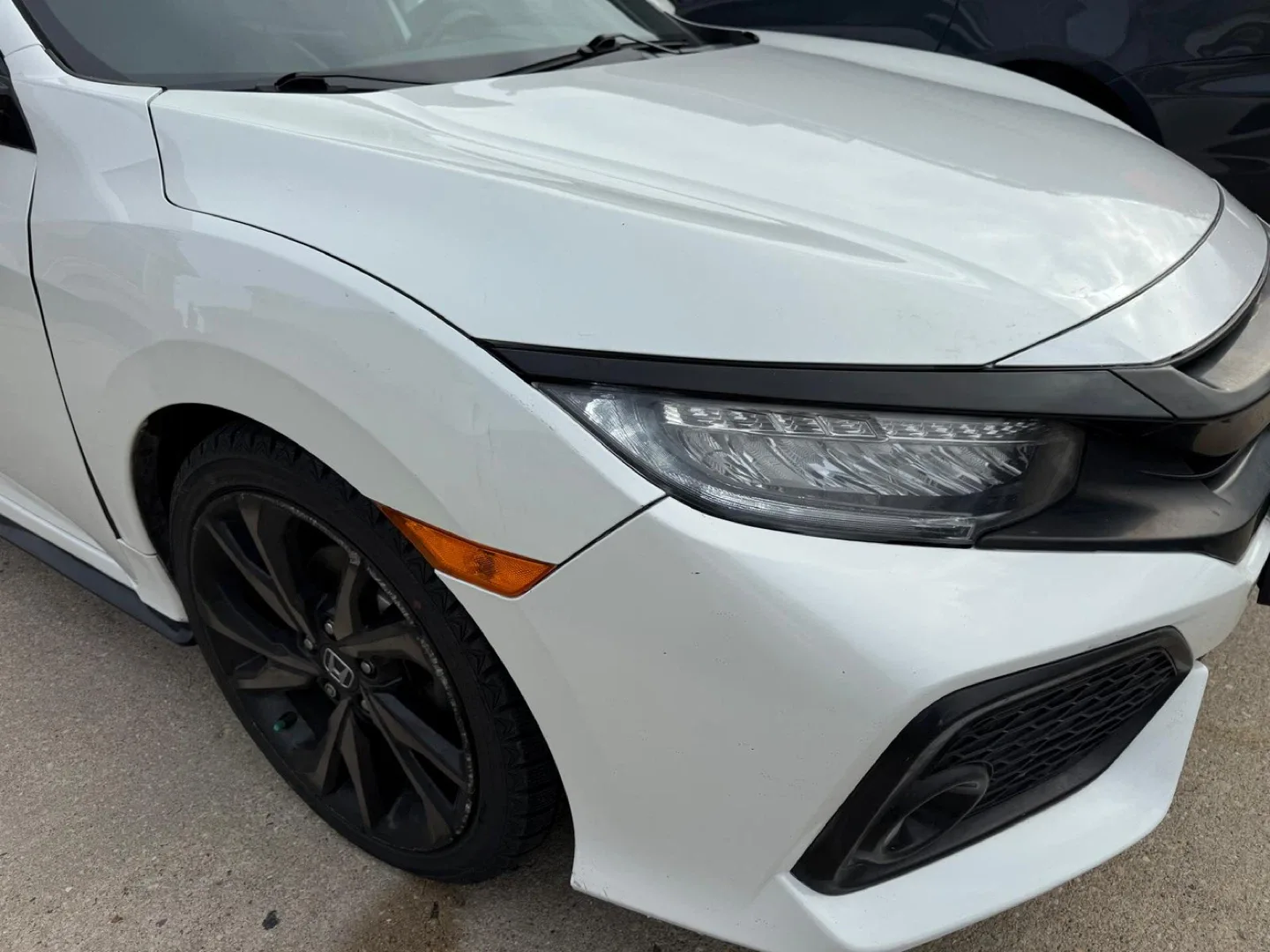 Honda Civic Sport Touring image indicator(4)