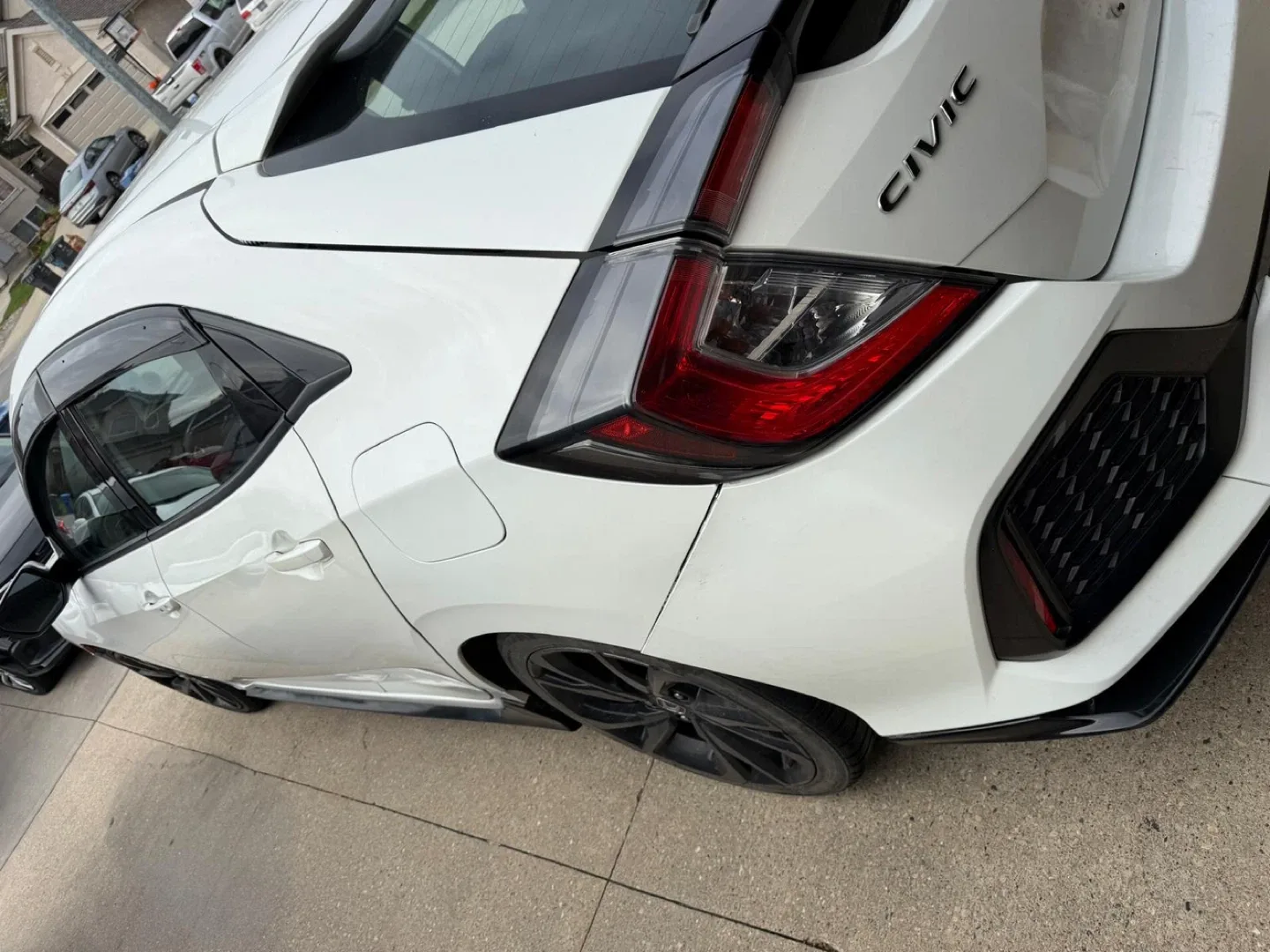 Honda Civic Sport Touring image indicator(7)