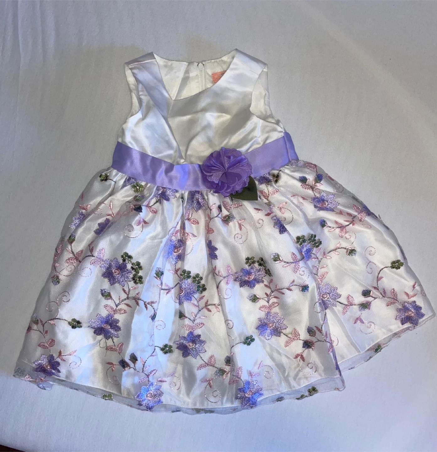 Girl Dress. Size 24 months