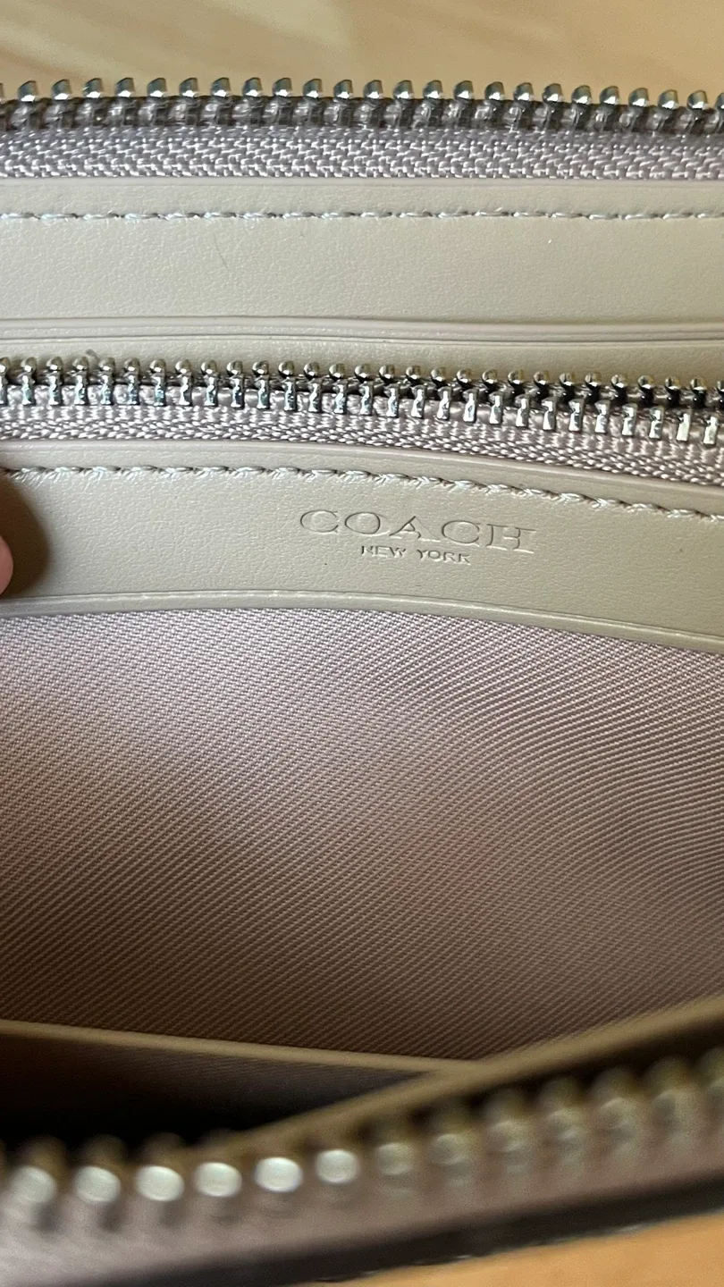 Coach Purse and Wallet Set image indicator(6)