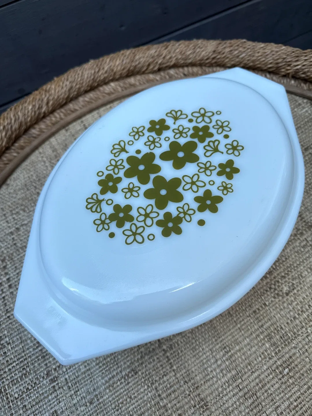 Vintage Pyrex Spring Blossom Casserole Dish image indicator(2)