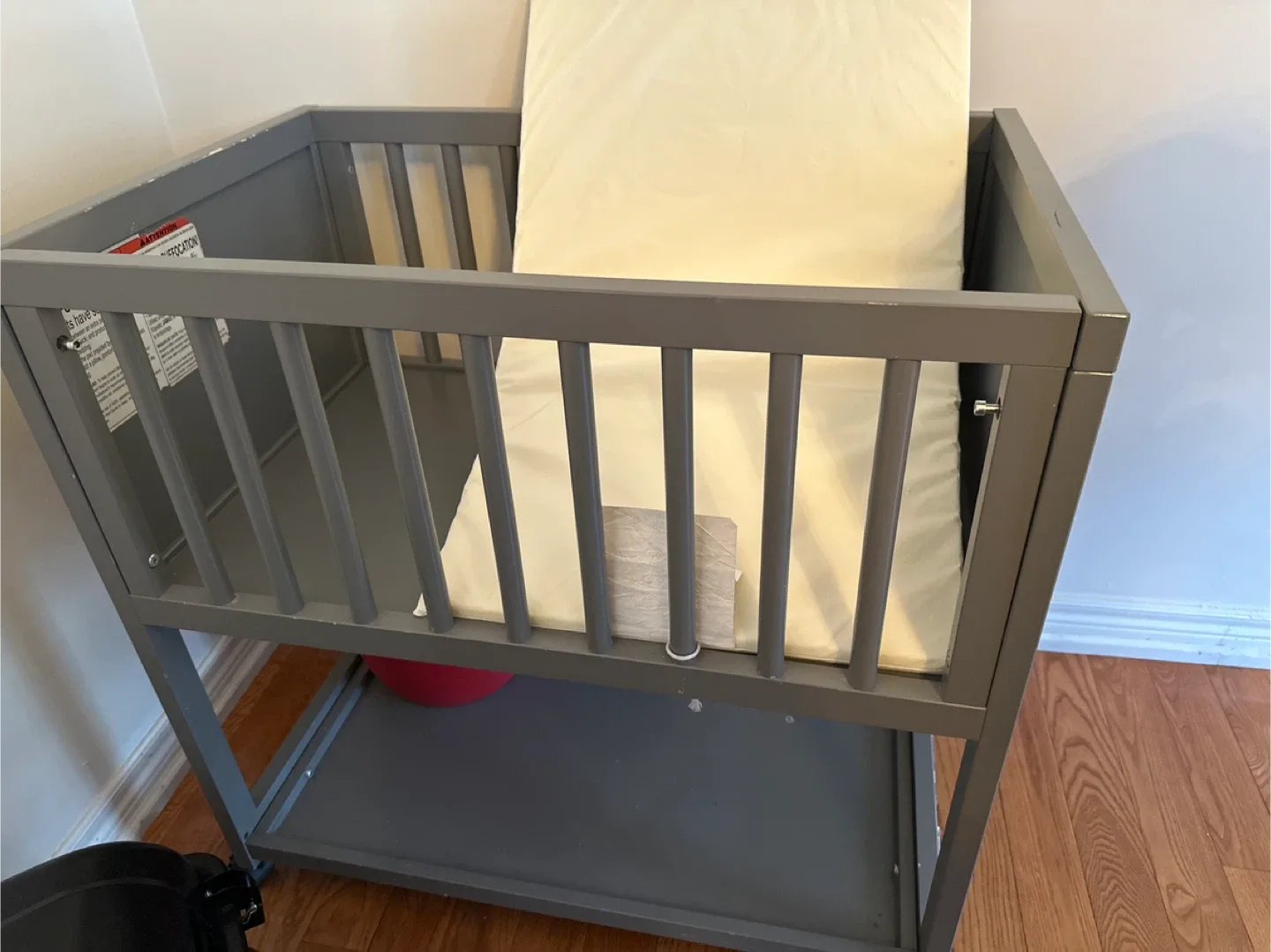 Grey Baby Crib with Mattress image indicator(2)