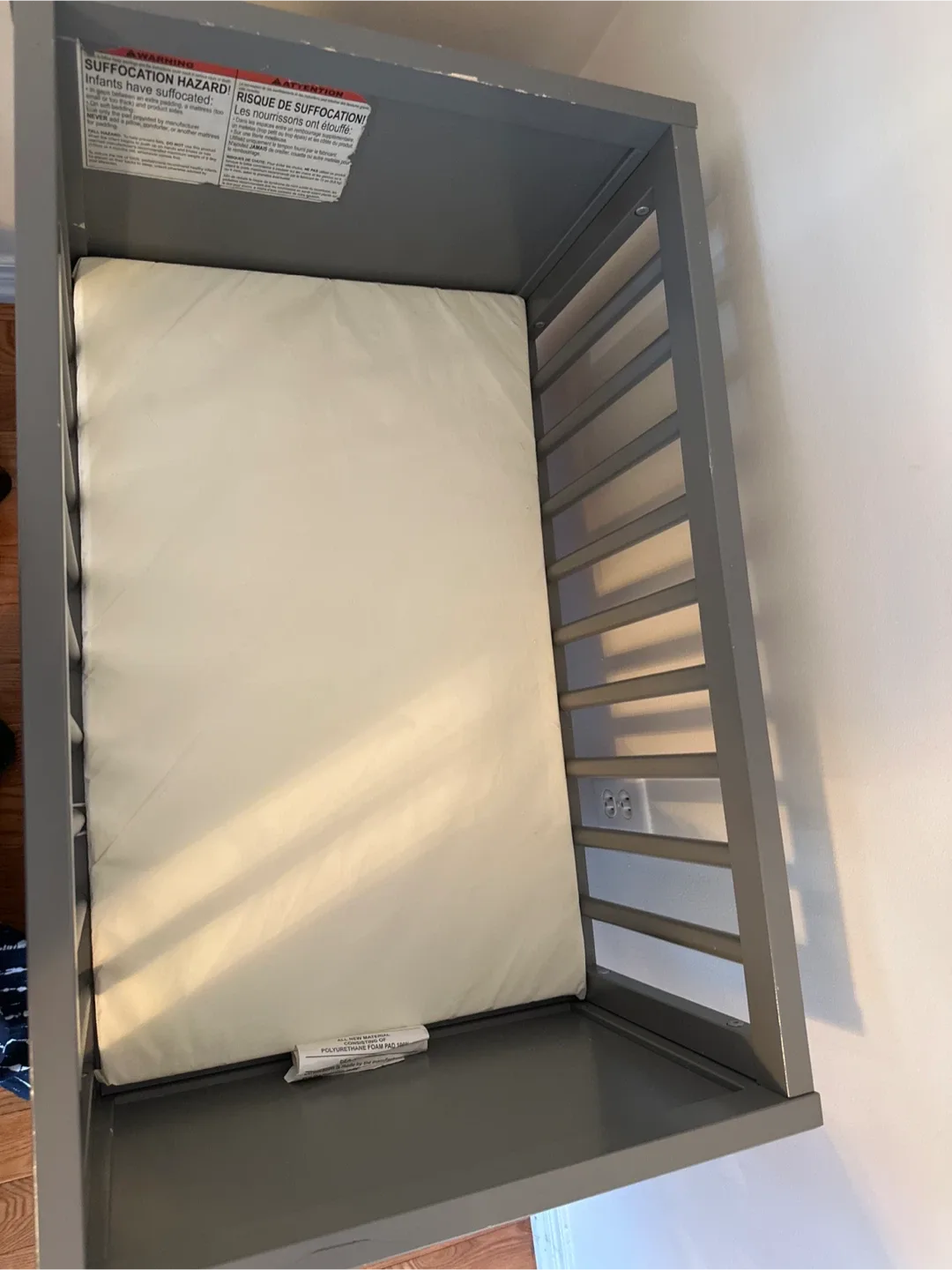 Grey Baby Crib with Mattress image indicator(4)