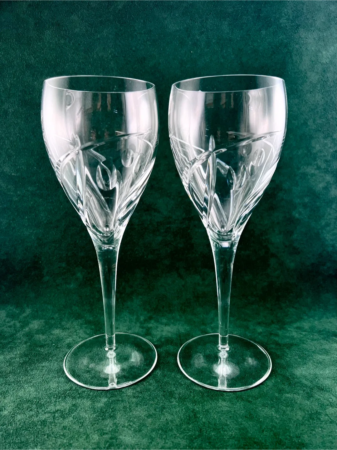 Pair Dartington large fine crystal glasses thumbnail