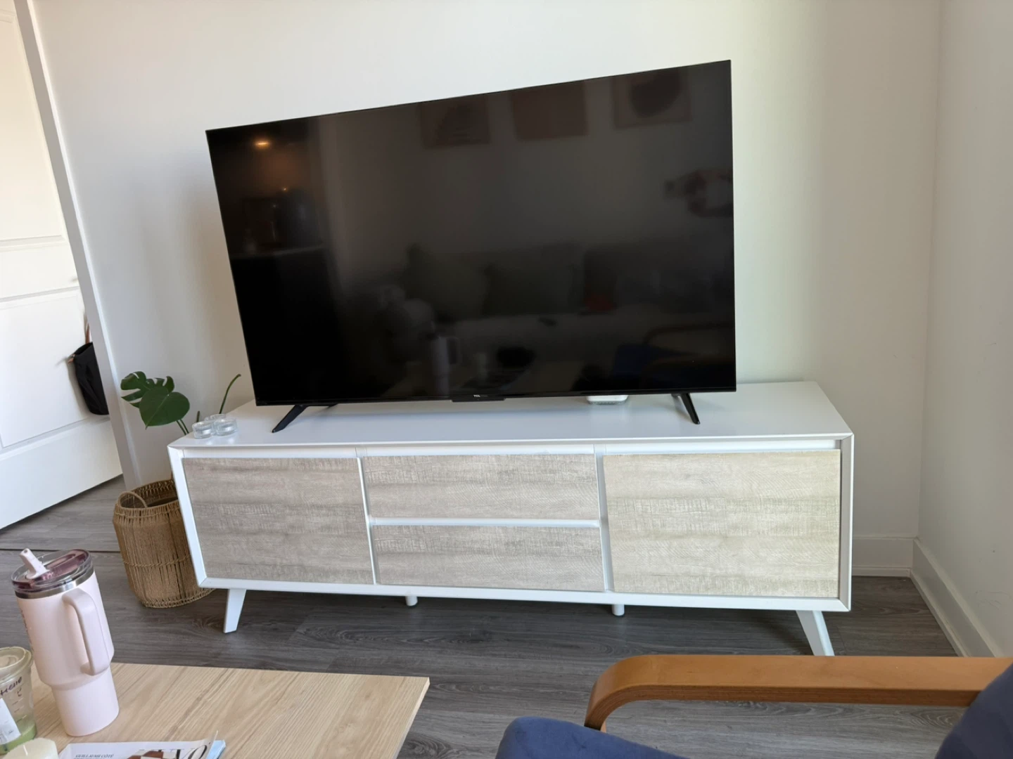 TV stand - photo 2