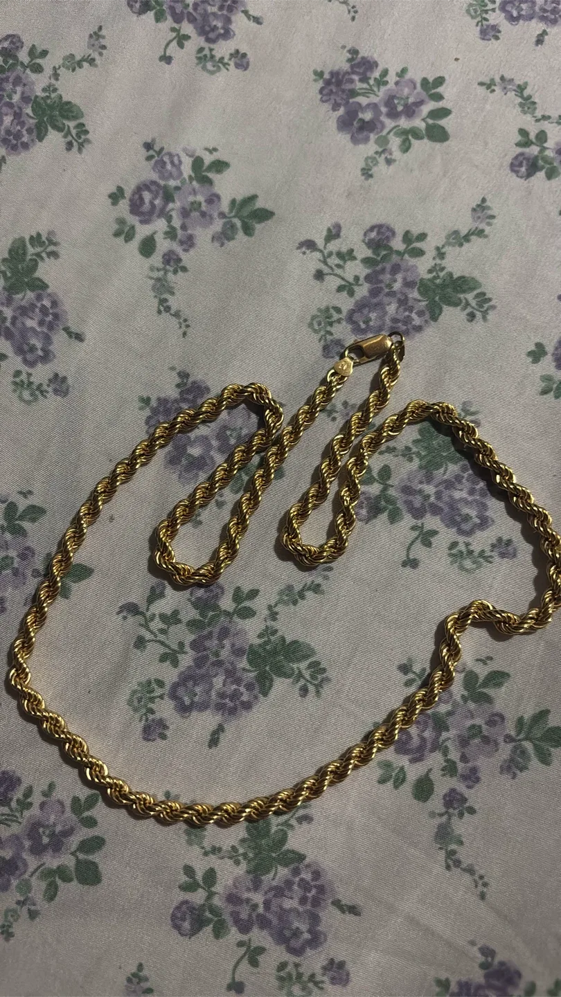 Gold Rope Chain Necklace image indicator(2)