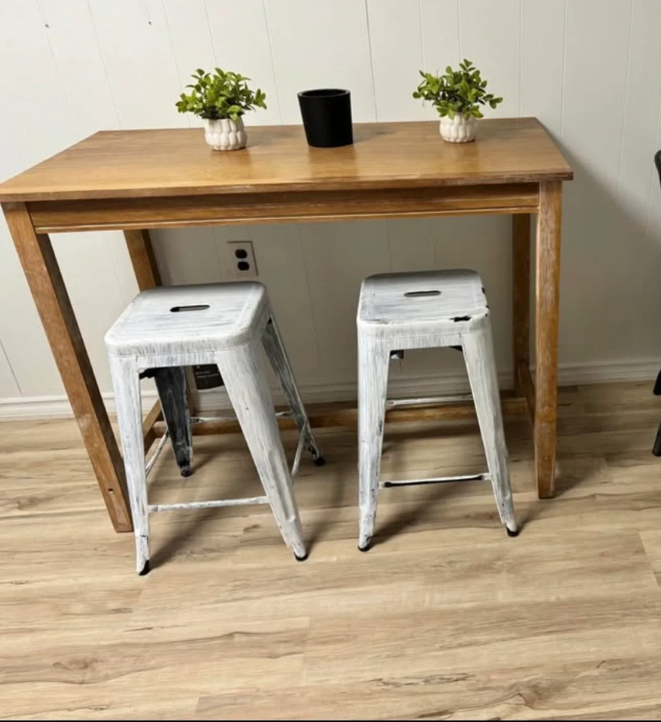 Wooden Table with Two Metal Stools image indicator(3)