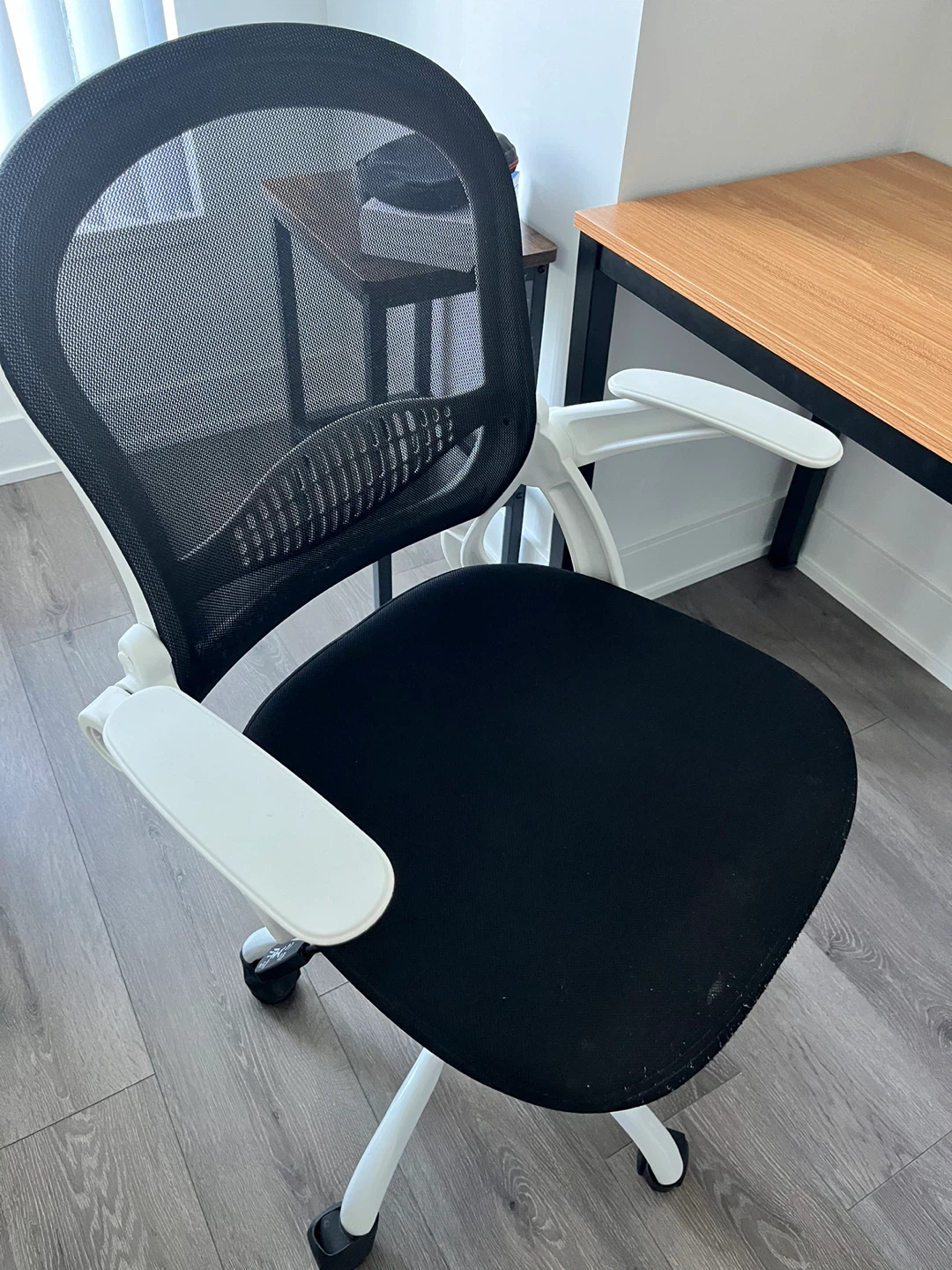 Sytas Office Chair Ergonomic Desk Chair with Flip-up Arms