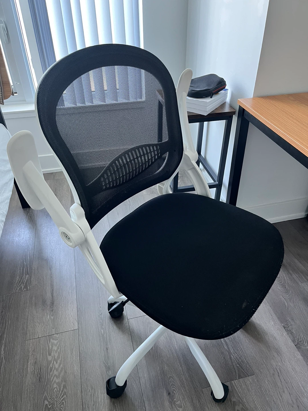Sytas Office Chair Ergonomic Desk Chair with Flip-up Arms - photo 2