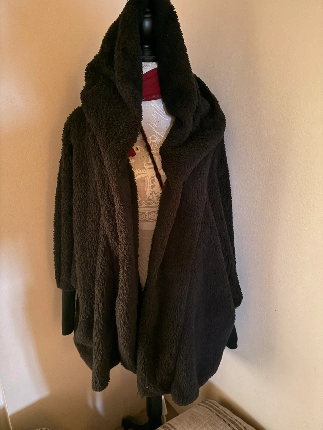 Shein Lune Hooded Fluffy Teddy Coat image indicator(2)