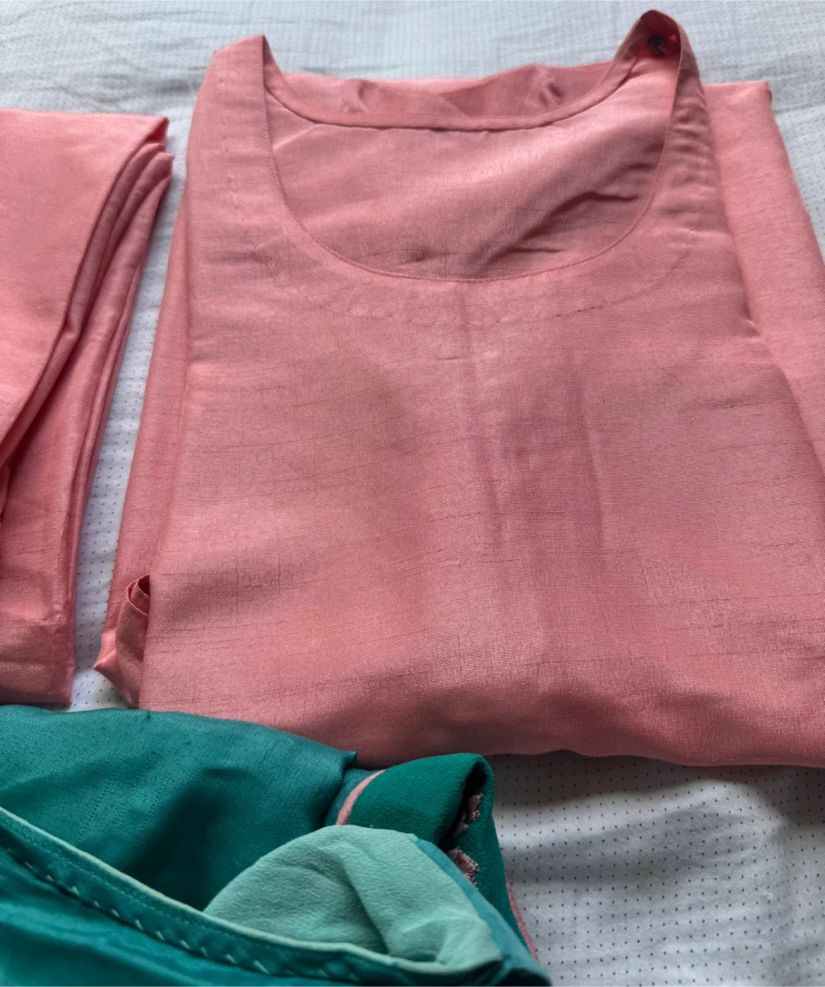 Embroidered Green & Peach Salwar Kameez 3pcs image indicator(8)