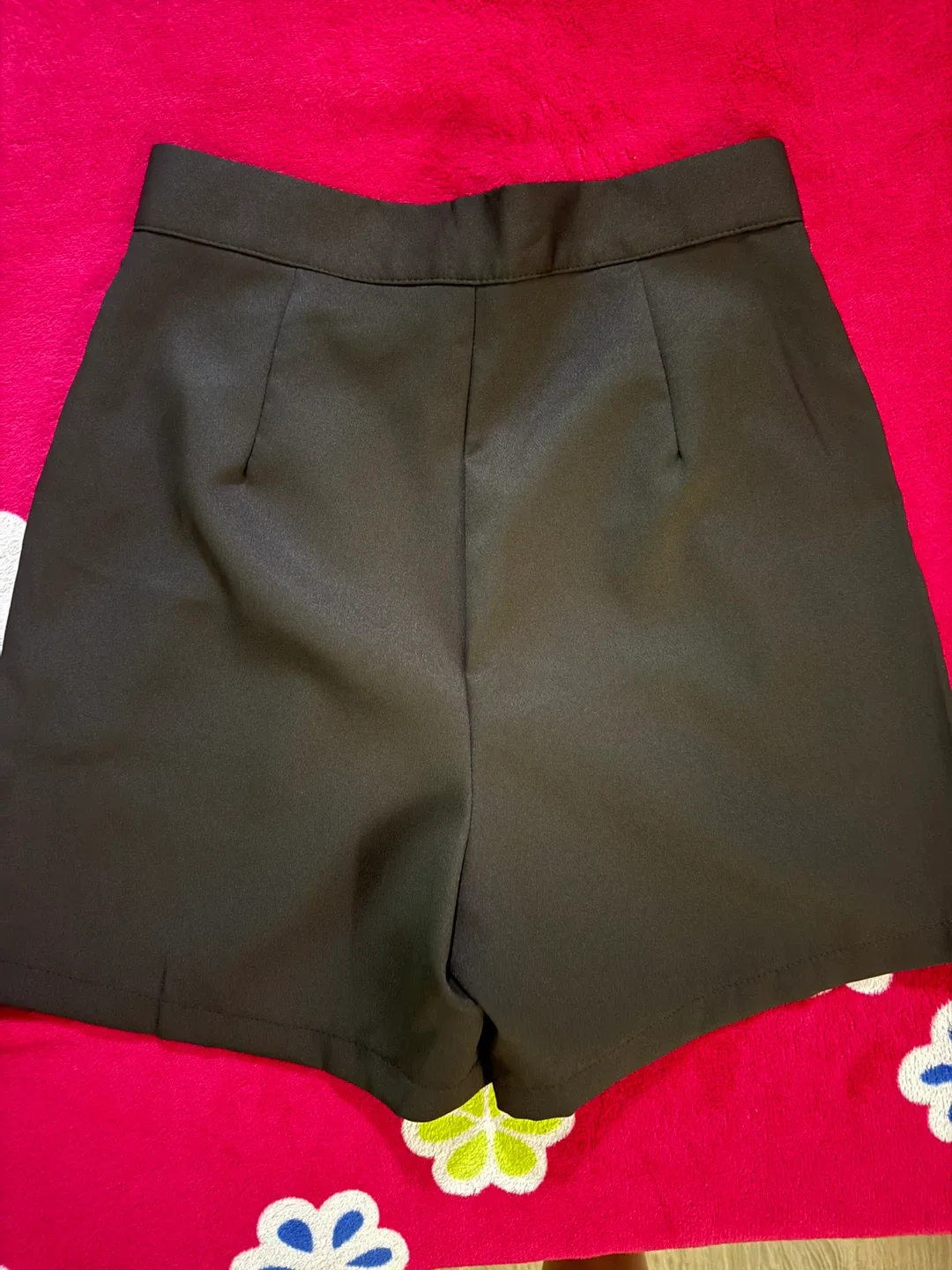 Calvaya Black Shorts image indicator(3)