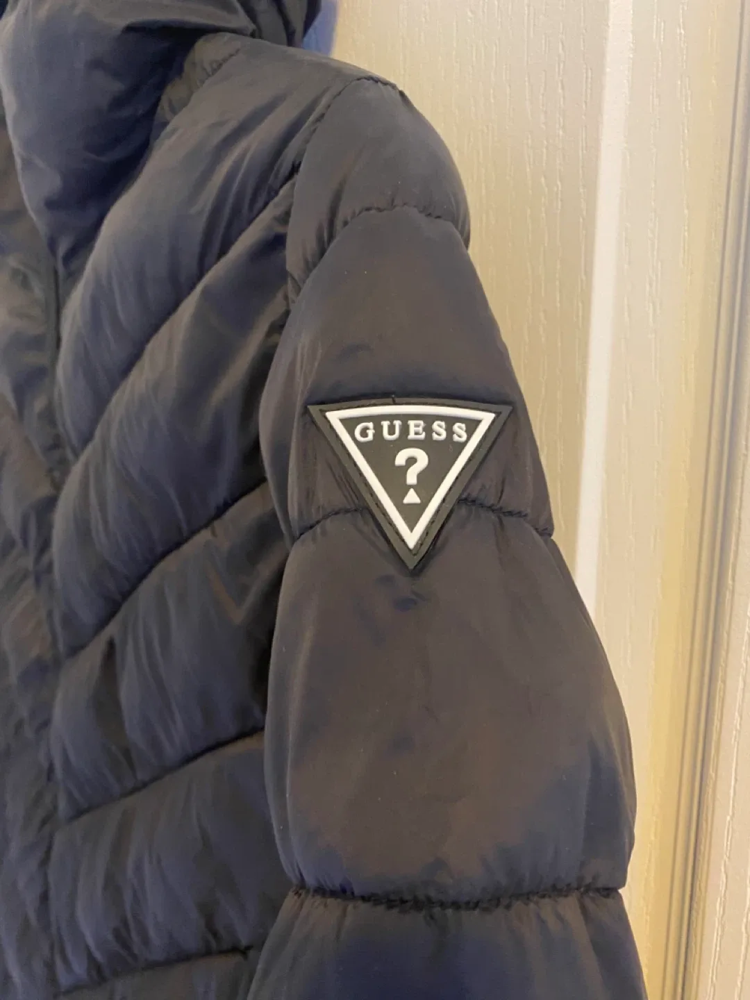 Guess Women’s Black Puffer Jacket image indicator(2)
