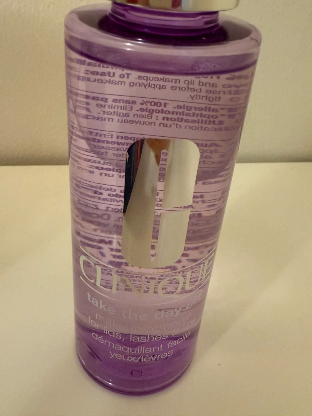 Clinique Take The Day Off Makeup Remover200ml image indicator(3)