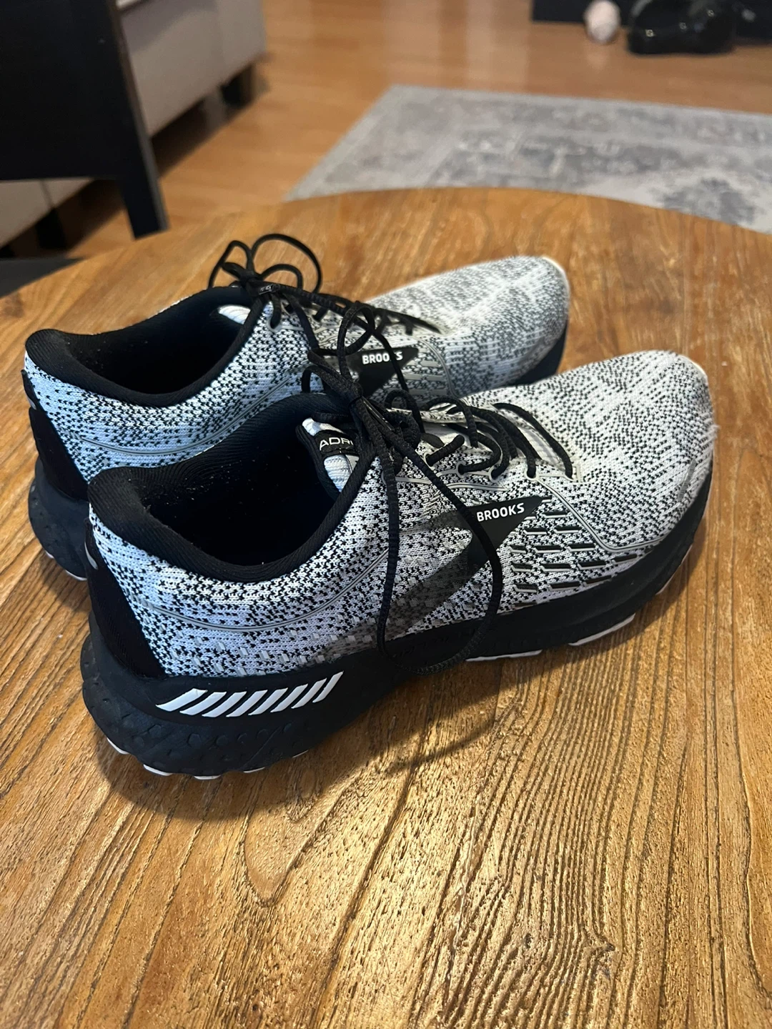Brooks Adrenaline GTS 22 Women's Running Shoes - photo 3