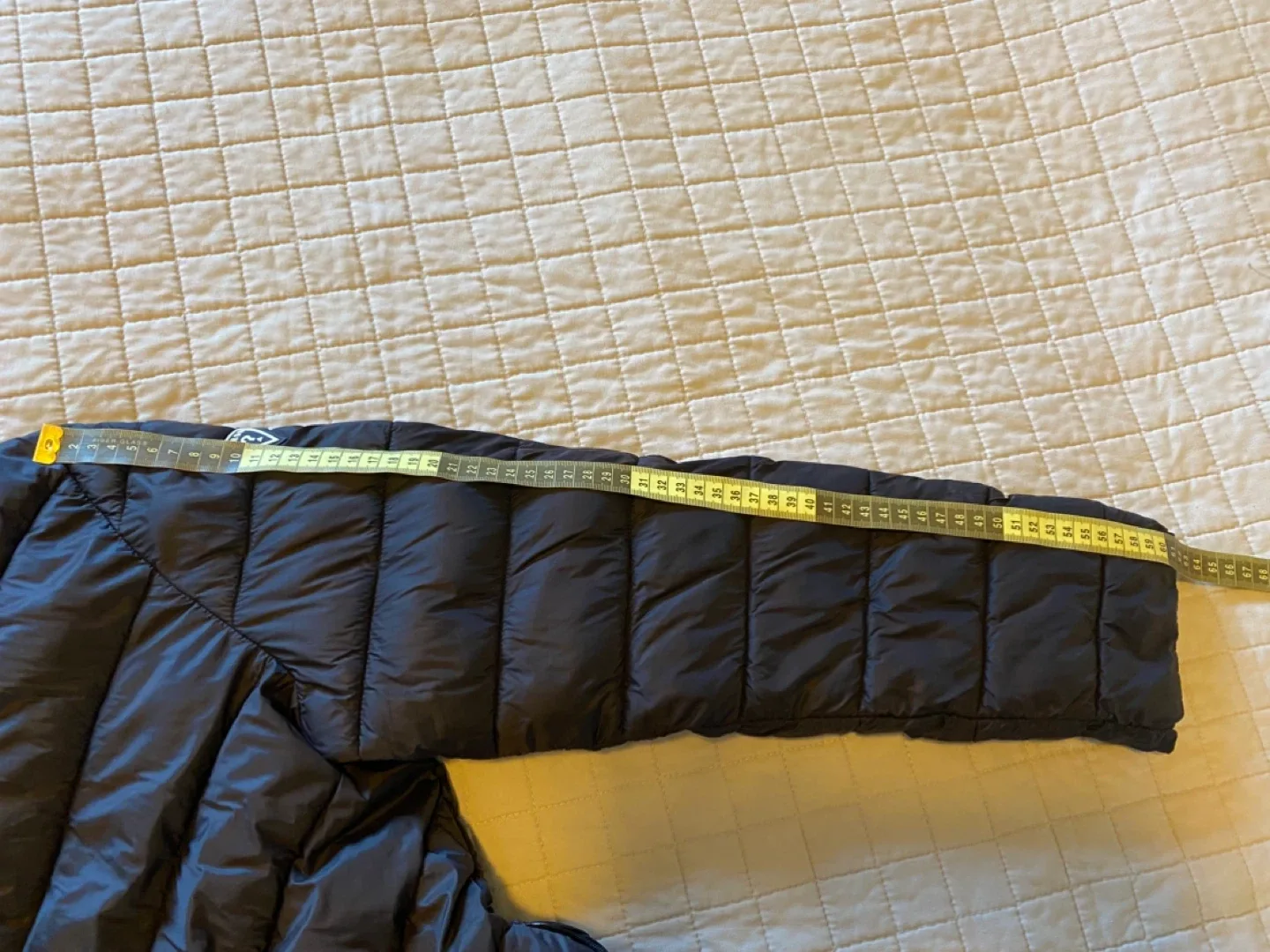 Guess Women’s Black Puffer Jacket image indicator(8)