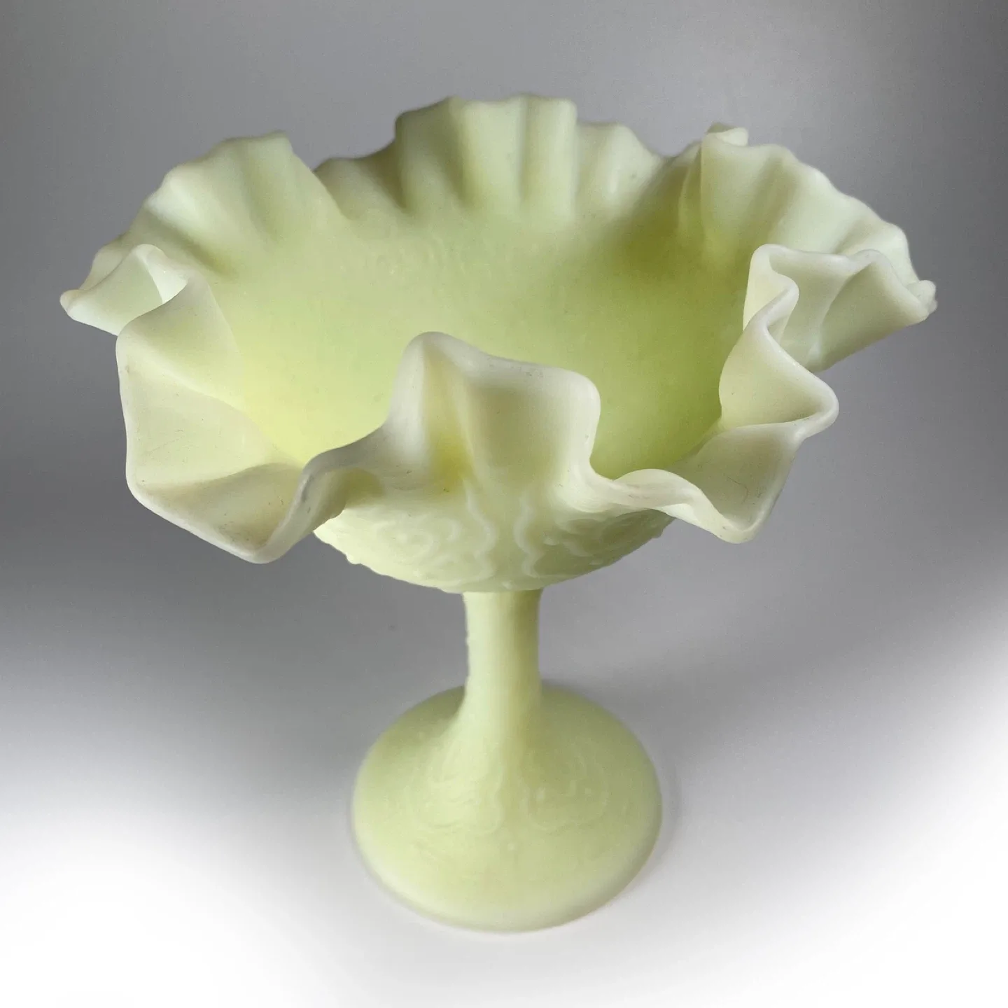 Vintage Fenton Custard Glass Compote image indicator(3)