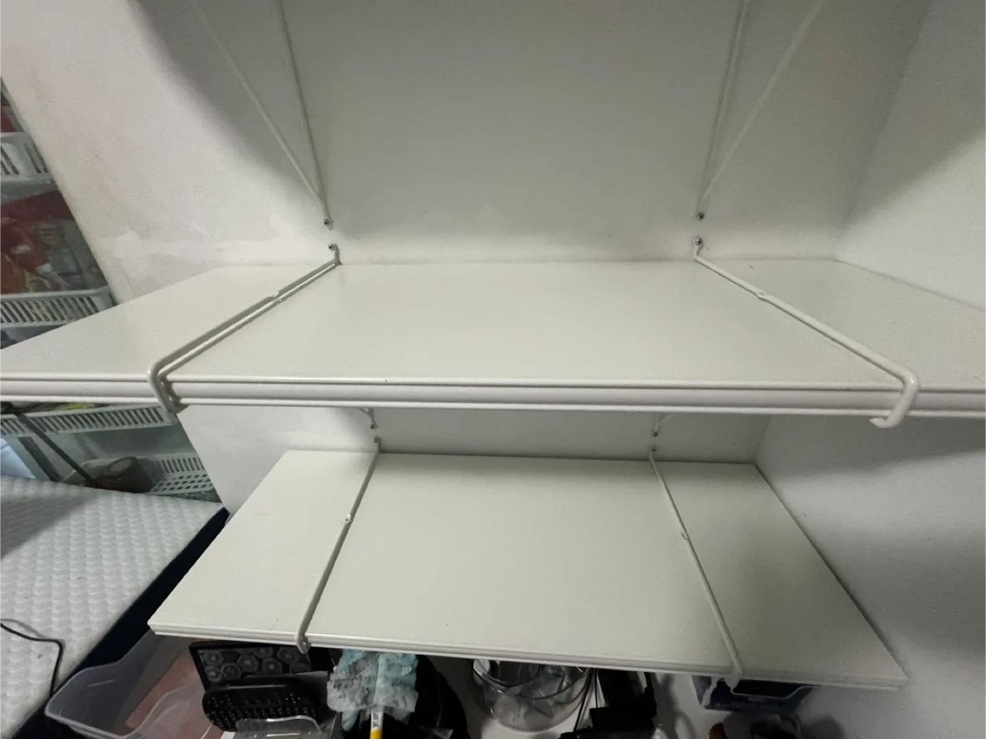 8 SETS of IKEA white shelves and brackets image indicator(9)