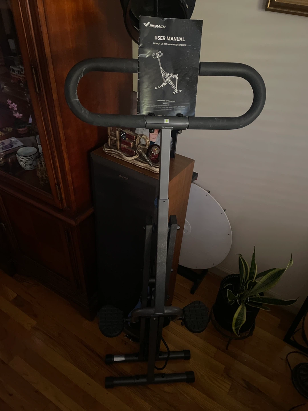 MERACH MR-R07 Squat Rider Machine