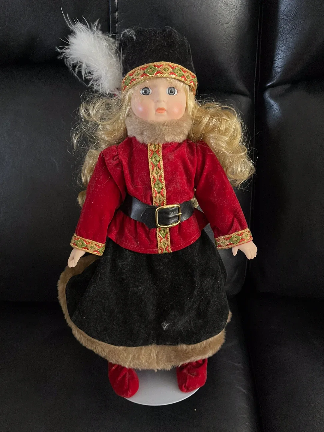 Porcelain Dolls image indicator(6)