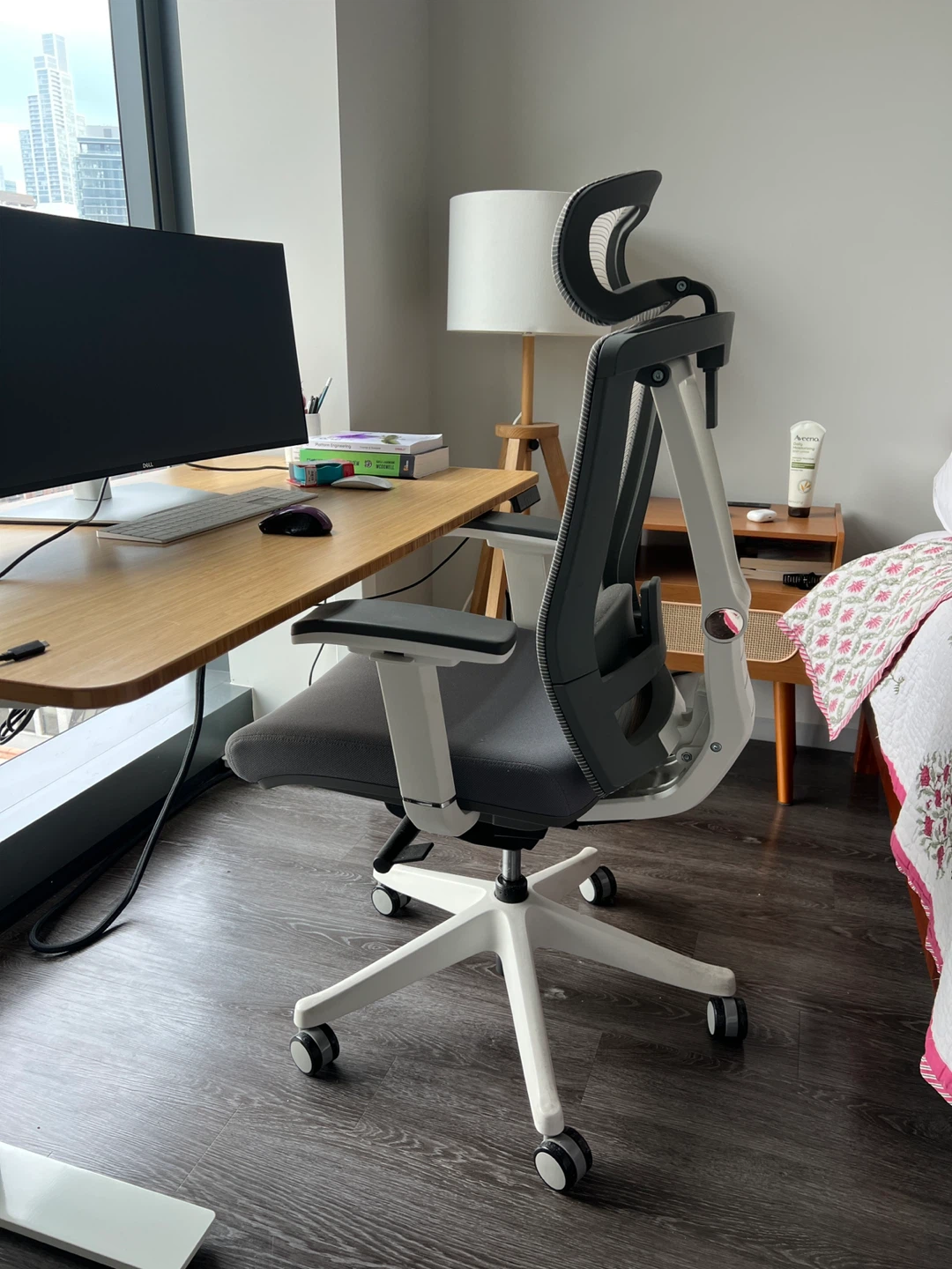 Ergonomic Office Chair - Gray & White - photo 2