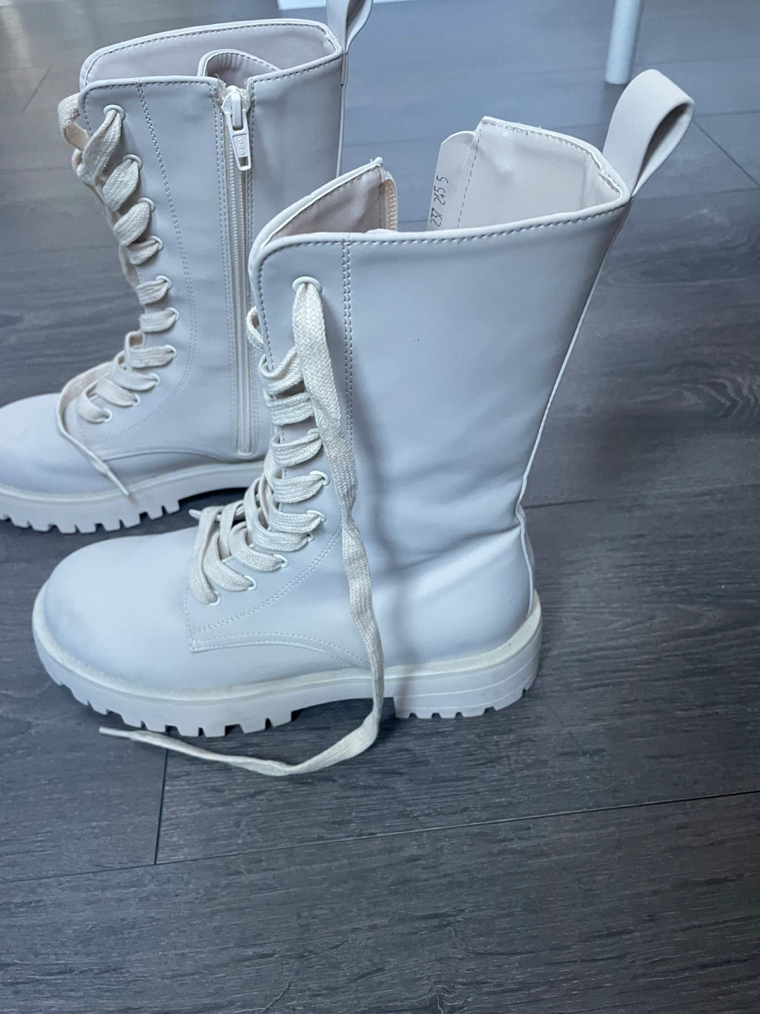 White Lace-Up Boots - Size 39