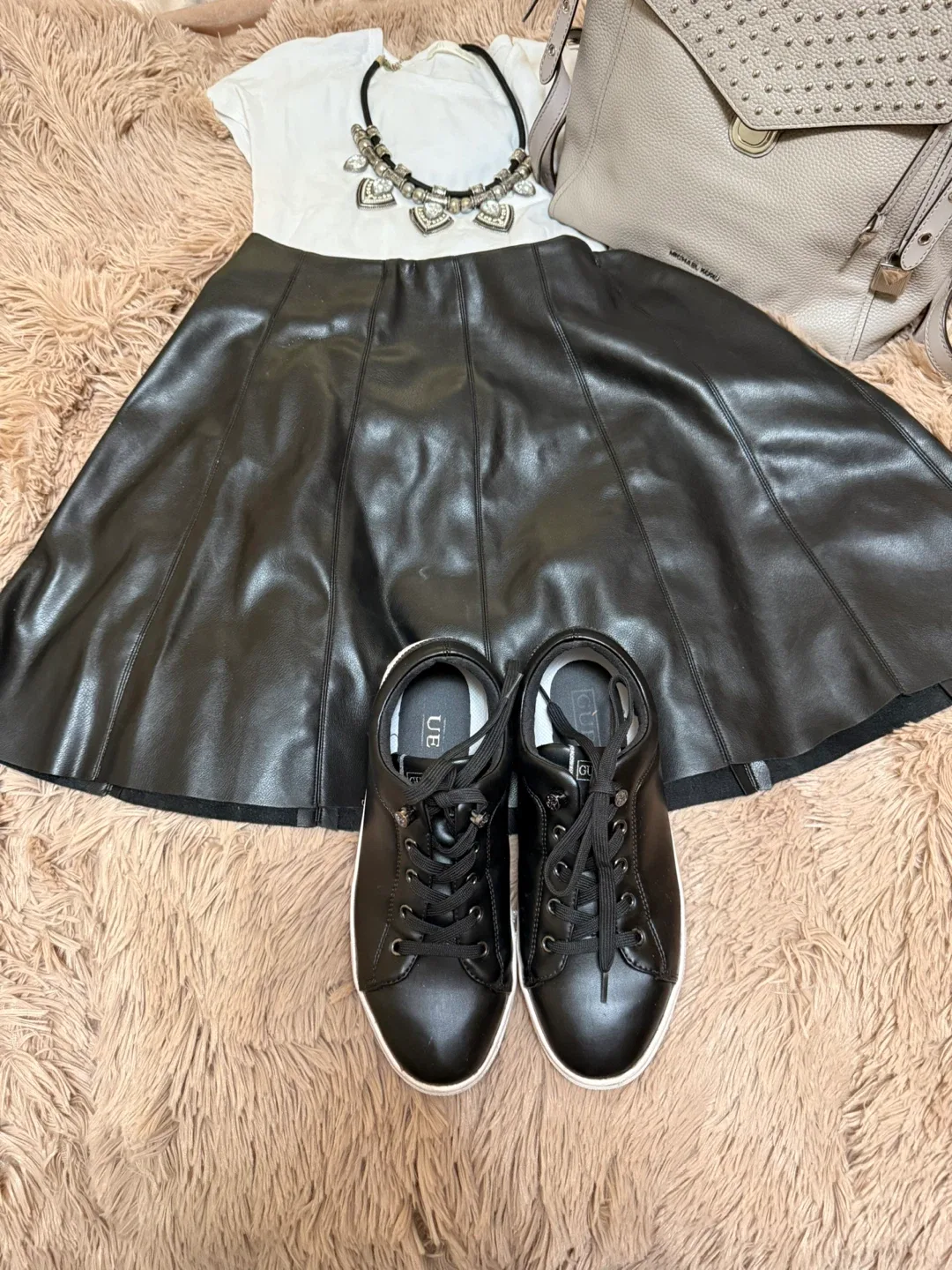 Guess Black Sneakers, Size 7 thumbnail
