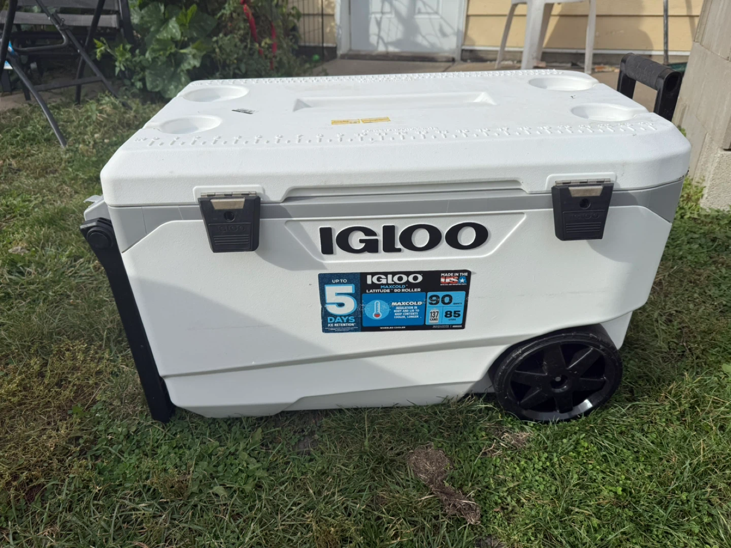 Igloo Latitude 90 Roller Cooler - White - photo 2