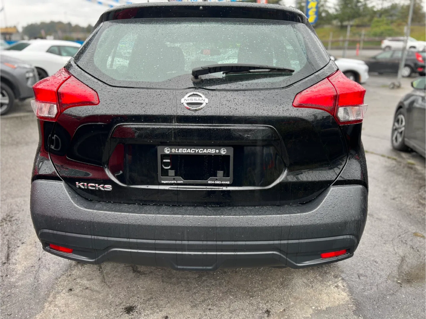 Nissan Kicks - Compact SUV image indicator(5)