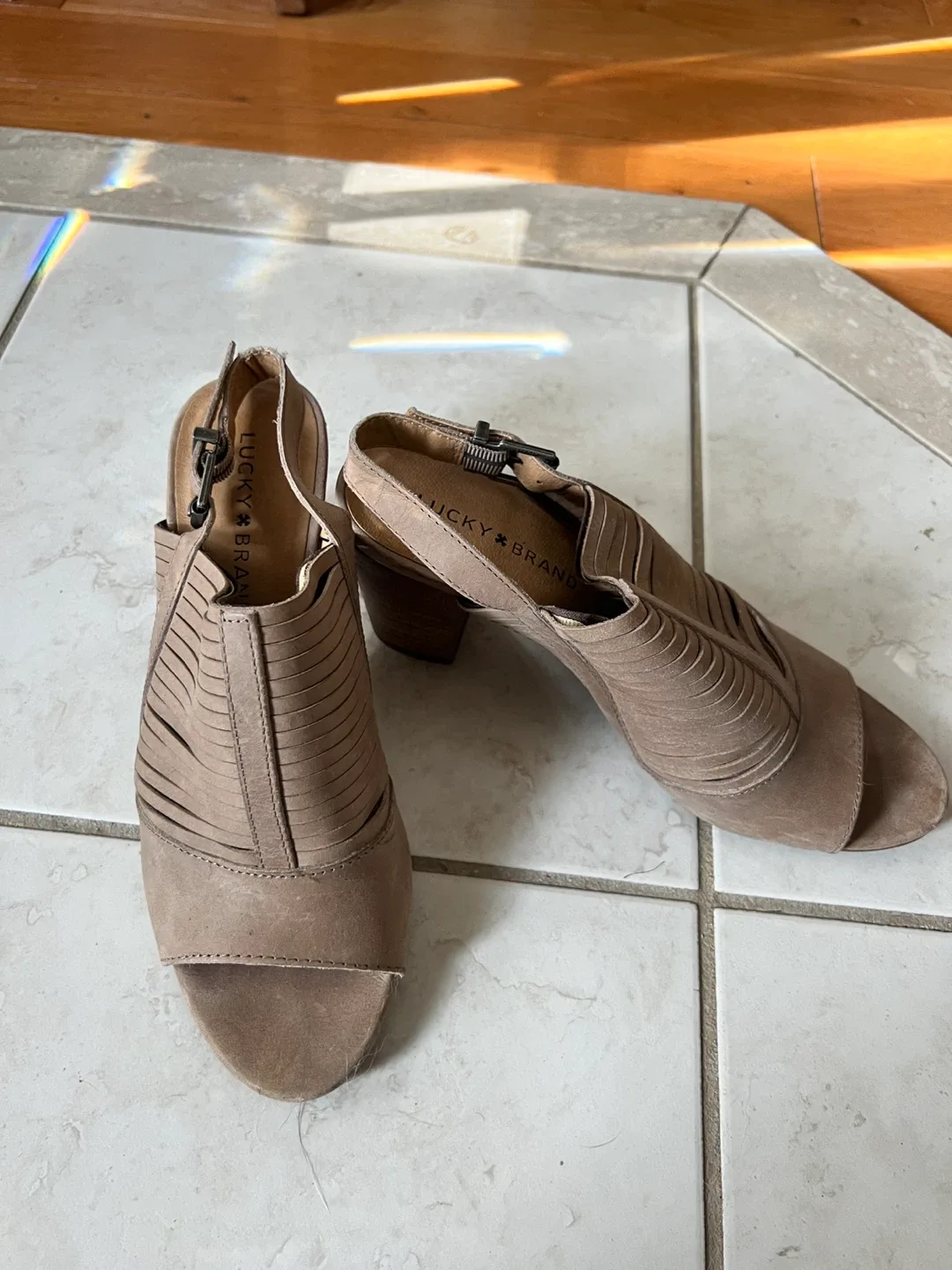 Lucky Brand Open Toe Heels - Size 7.5 image indicator(5)
