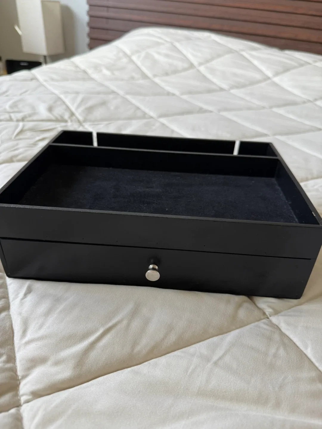 Nightstand Organizer/Device Holder image indicator(2)