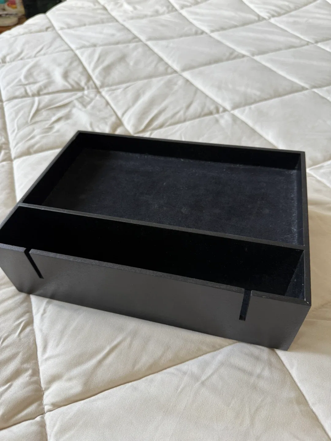 Nightstand Organizer/Device Holder image indicator(3)