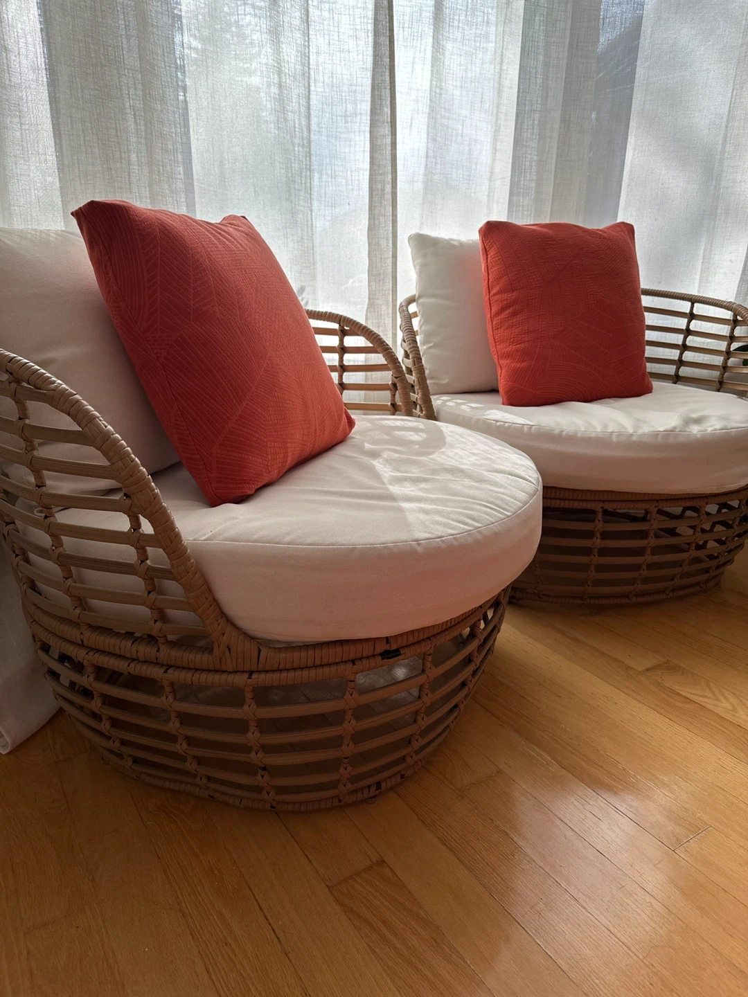 Wicker Patio Chairs with Cushions