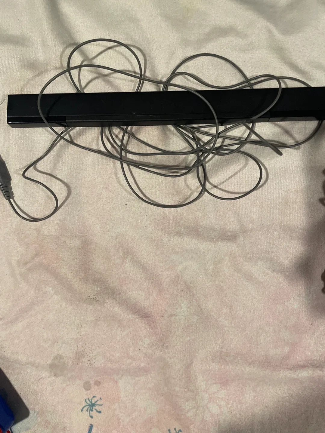 Nintendo Wii U Console with Mario Remote image indicator(4)