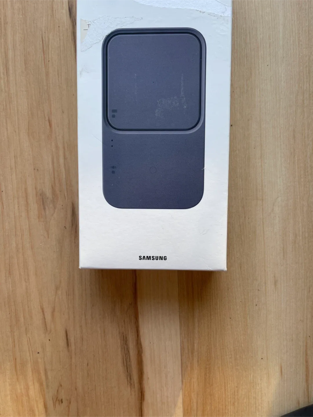 Samsung Wireless Charger - New in Box! thumbnail