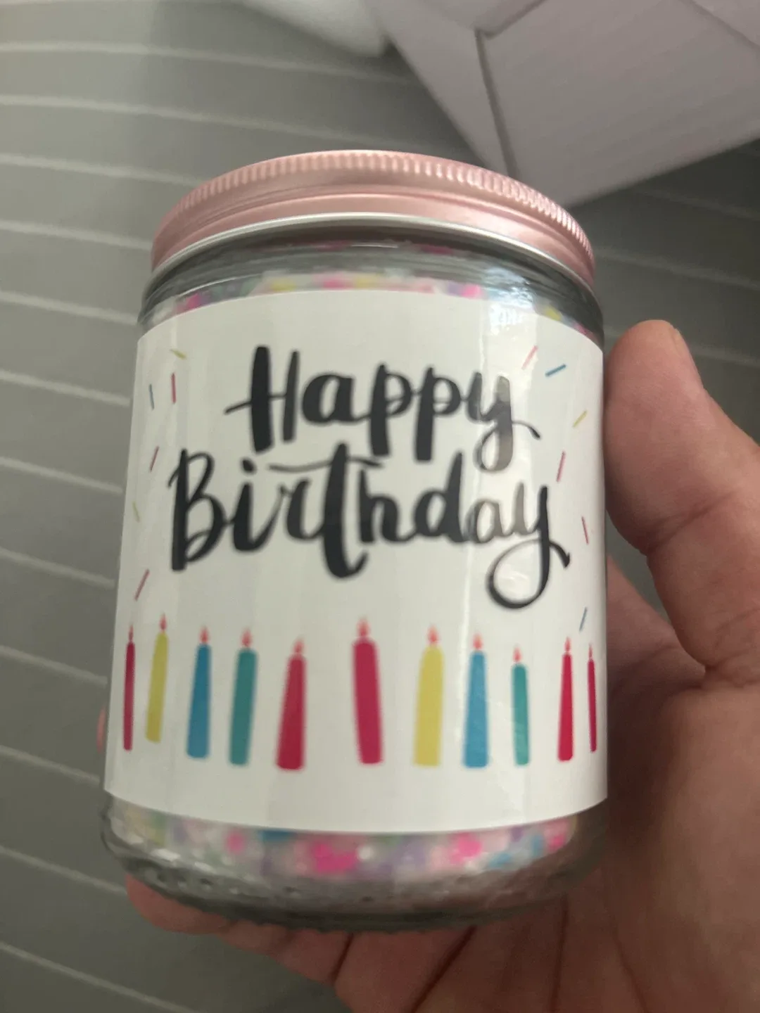 Delicate Aroma Happy Birthday Candle thumbnail