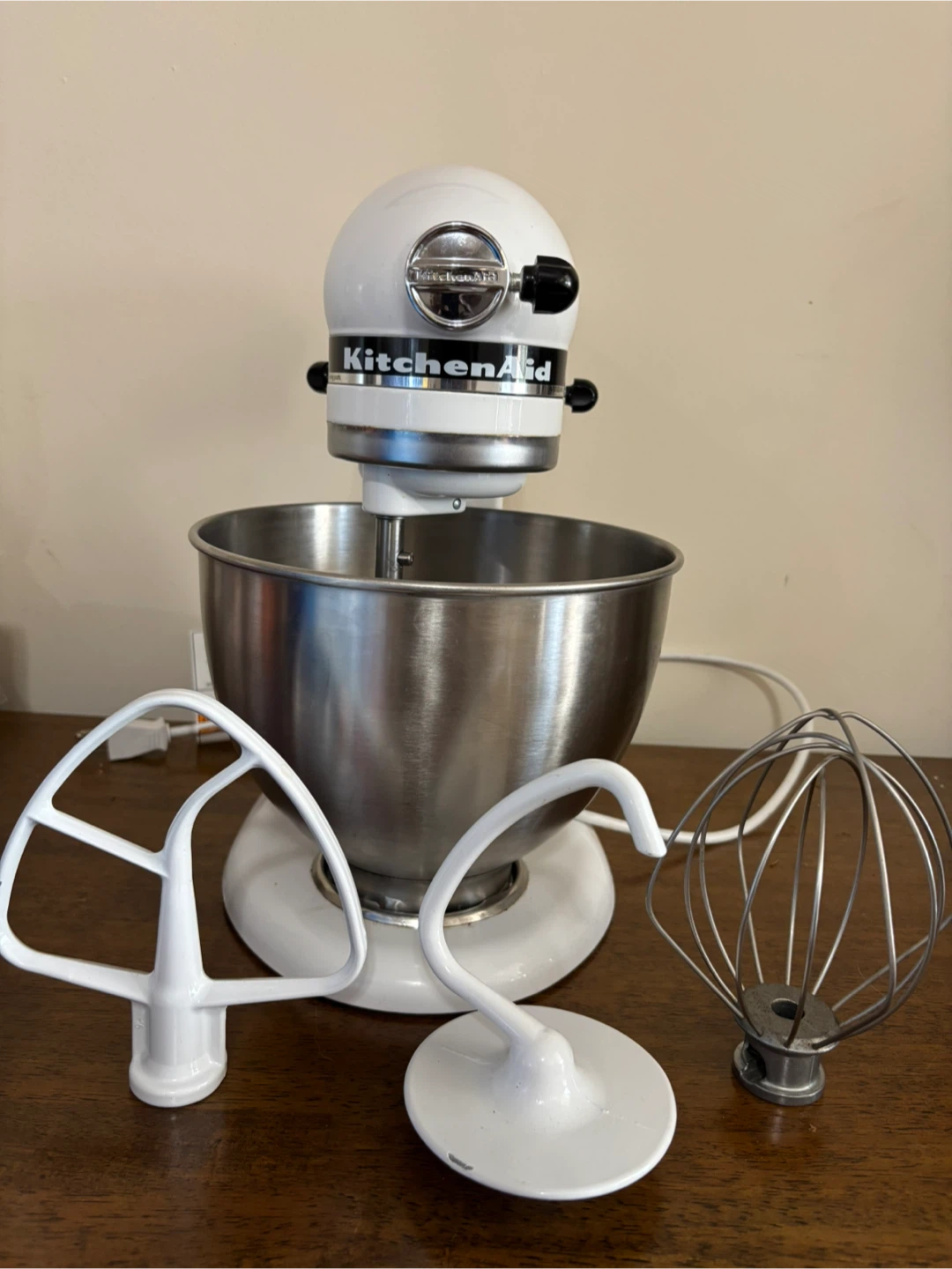 KitchenAid Stand Mixer - White - photo 2