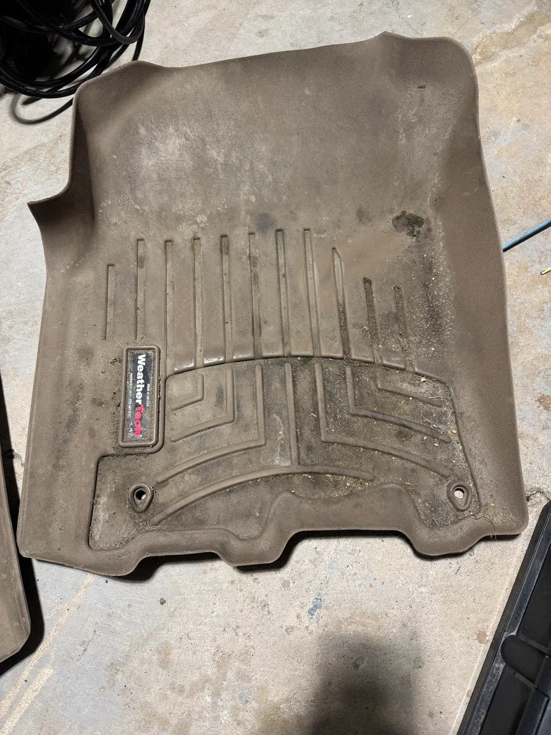 WeatherTech Floor Mats image indicator(2)