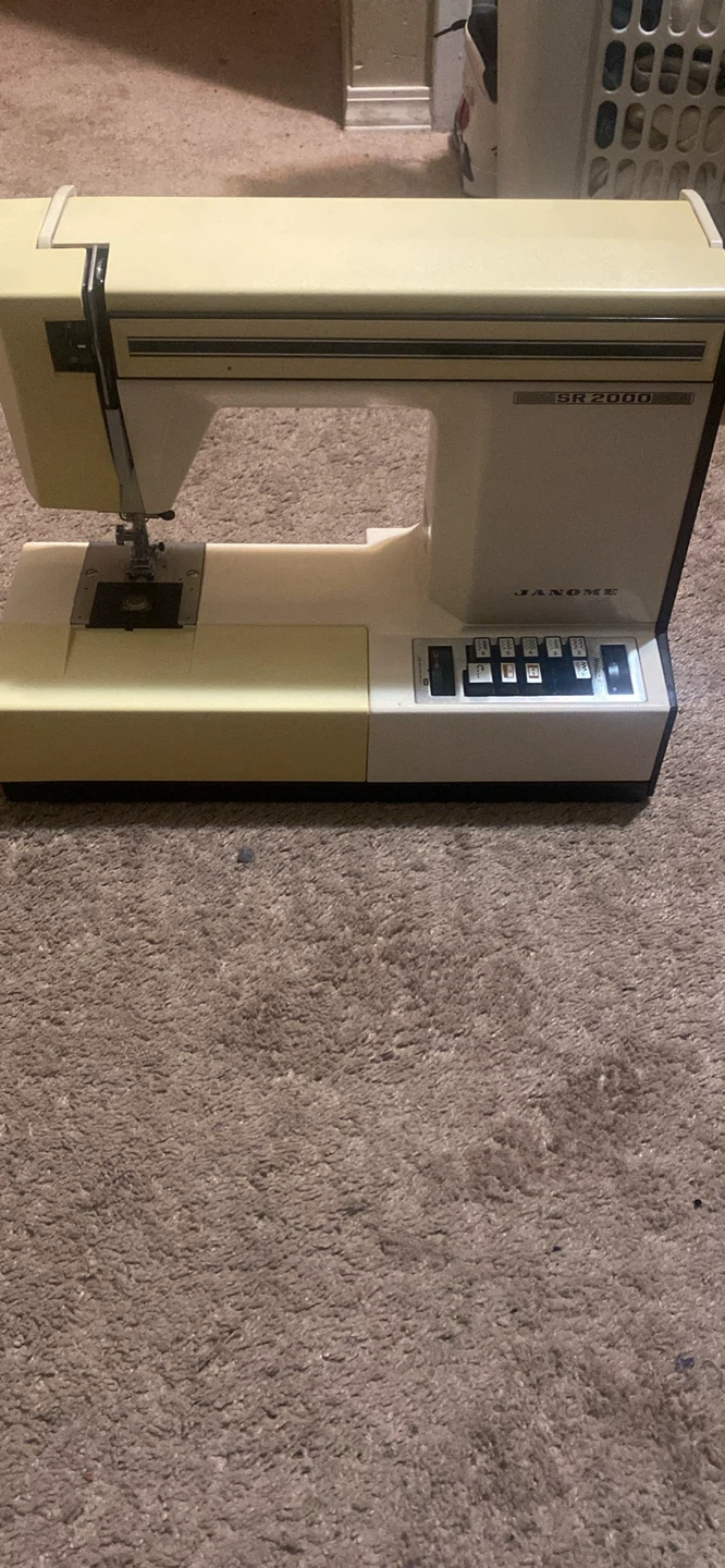Janome SR2000 Sewing Machine - photo 3