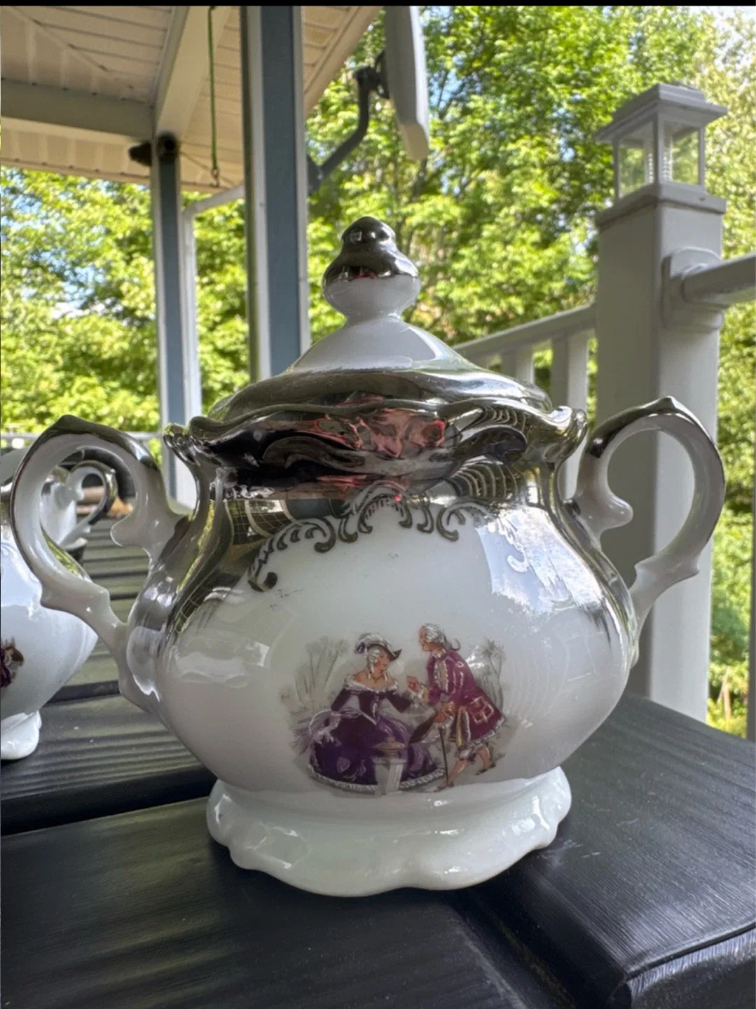 Vintage Tea Set with Teapot, Creamer, and Cups image indicator(2)