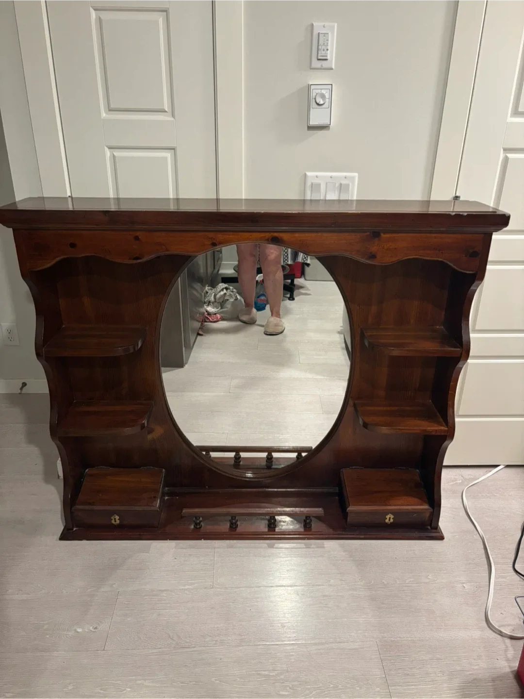 Drawer with mirror image indicator(2)